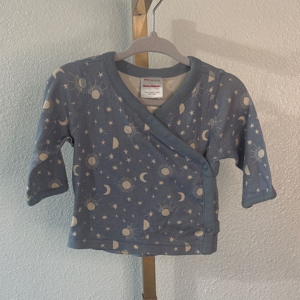 Hanna Andersson - Blue Baby Wrap Top with Celestial Print-0-3M